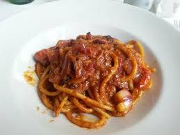 Stir well until the spaghetti is completely covered in sauce. Spaghetti Con Nduja E Cipolla Di Tropea Picture Of Grimalda Ristorante Pizzeria E Pinseria Rocca Grimalda Tripadvisor