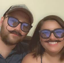 Comedian and Bears' fan Andrew Santino bets Pat McAfee Show $10k that the  Chicago Bears win FEWER than 7.5 games 😅