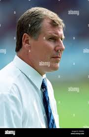 Joe royle hi-res stock photography and images