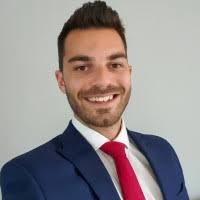 100+ perfiles de «Ben Bird»