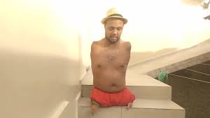 Limbless man goes down the stairs. - ThisVid.com