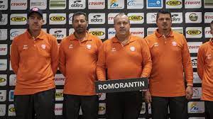 Pétanque / trophée des villes sur l equipe. Petanque Trophee Des Villes Romorantin Et Le Loir Et Cher Dans La Cour Des Grands