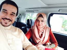 Dato' sri khalid adalah pengerusi syarikat kosmetik no. Beristerikan Siti 11 Tahun Ini Luahan Datuk K Hiburan Mstar
