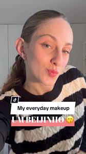 Só para experimentar uma coisa 😘 #trend #mymakeup #makeup #myday #titi  #maquilhagem #diaadia