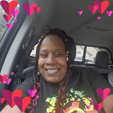 Chris Brown with a with a hilarious clap-back 😩😅