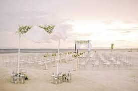 One Breezy Beach Wedding At Solea Mactan Cebu Resort Photo Paopao Sanchez Photo Wedding Weddingsph Cebu Beach Wedding Wedding Stylist Flower Fashion