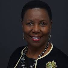 Angie Ash's Instagram, Twitter & Facebook