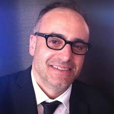 Amazon.com: The SNL Companion: An Unofficial Guide to the Seasons,  Sketches, and Stars of Saturday Night Live: 9781493072606: Tropiano, Stephen,  Ginsberg, Steven: Books