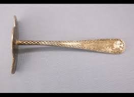 Kyleen is an employee at point mugu thrift store at the naval base in point mugu, california—that's where these tools ended up. You Ll Never Guess What You Use This Silverware For Huffpost Life