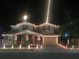 As the tree is lit, the common is transformed into a winter wonderland of lights and decorations. Best Neighborhoods To See Holiday Lights In 2015 Redfin