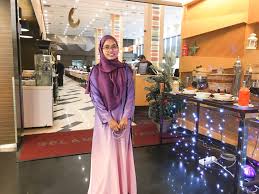 Untuk makluman, umat islam di malaysia akan mula berpuasa pada 1 ramadhan 1442h bersamaan dengan hari selasa, 13 april 2021. Pengalaman Berbuka Puasa Di The Everly Putrajaya 2019 Mek Onie