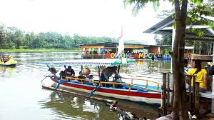 Menikmati Cafe Apung Di Rowo Klampok Malang Lestiaa S Bergoyang hot bersama titis yolanda_ bojo galak.