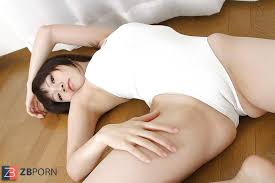 Camel toe occurs when your clothing creates a sort of cleavage around your genitalia. Asian Cameltoe Sex Pictures Pass