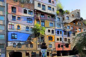 Must Visit In Vienna The Hundertwasser House Widewalls