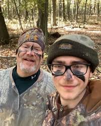 Outdoors: Fall gobbler, deer hunt in Michigan a special father-son moment