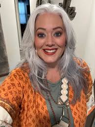 What are your favorite fall makeup and outfit finds?