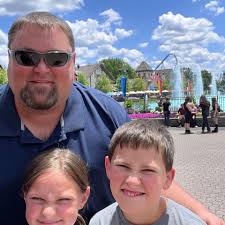 Fundraiser for Michelle McFarland by Courtney Reece and Toni Morales :  Support the McFarland Family in Their Time of Loss