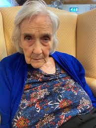 Another lovely music therapy session with Chorus Music Therapy & Education.  We enjoyed singing along to the songs and some of us took a turn