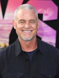 See Danny DeVito's epic 'Tonight Show' #TrollFoot picture