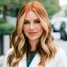 Sally Barney's Instagram, Twitter & Facebook