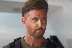 War 2 Drama: Hrithik Roshan Cuts 15 Mins! Is it Good or Bad?! - Imagen ilustrativa del artículo