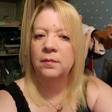 Christine Shroyer's Instagram, Twitter & Facebook