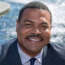 Dennis Dudley's Instagram, Twitter & Facebook