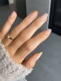 Kylie Jenner In 2020 Pretty Acrylic Nails Minimalist Nails Kylie Nails