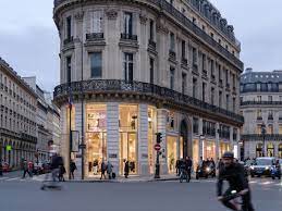 With etam you can do it with confidence! Etam Paris Mvrdv Archello