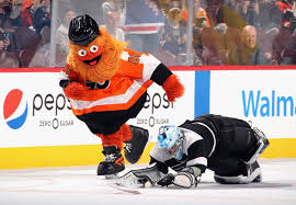 Typically, an itchy belly button results from either a rash around your navel or an infection in your navel. Gritty The Meme Gritty The Messenger Gritty The Messianic The Ringer