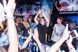 Die party ist in der sportiwnajastrasse 10. Innenstadt Die Party Ist Vorbei Das Parkhaus Schliesst Ln Lubecker Nachrichten