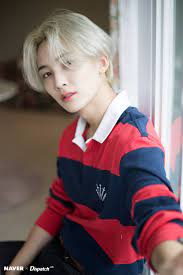 Here are 11 facts about the group that will have you streaming all their music. Jeonghan Facts Seventeen