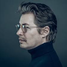 Julia Botero (@j_bottie)