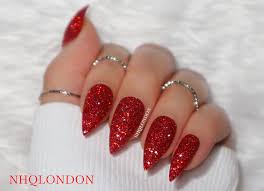 3 Red Glitter Nails To Love Nhq London Nail art gives color and accent to your daily appearance and that is something which clothes can't provide you.