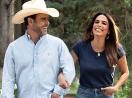 Producto de su amorts nacieron varios hijos, entre ellos, alejandra y eduardo (a quien le tienen que decir 'eduarditito' para no confundirlo ni con su padre ni su abuelo, por la poca imaginación para los. Eduardo Capetillo Rechazaria Contrato De Trabajo Para Biby Gaytan
