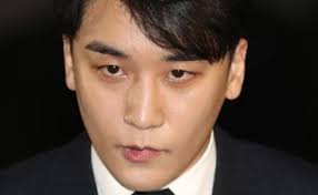 Net battle shinhwa, une émission dans laquelle shinhwa a tenté de créer un groupe qui pourrait être un « second shinhwa ». Angry Fans Urge Yg To Kick Seungri Out Of Big Bang