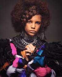 When Natural Hair Meets Baroque You Get Afro Art That Is The Name Of The Photography Series Creat Natural Hair Styles Black Girl Natural Hair Afro Hairstyles
