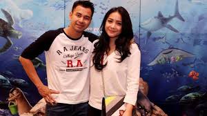 Selain maskerrans, raffi dan nagita sudah mulai memamerkan usaha barunya yakni produk body spray couple yang diambil dari nama mereka. Raffi Ahmad Dan Nagita Slavina Klarifikasi Soal Video Syur Mirip Nagita 100 Persen Hoaks Tribunnewswiki Com Mobile
