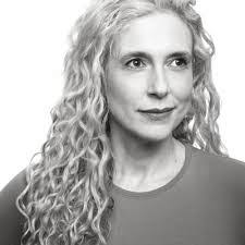 Laura Macdougall's Instagram, Twitter & Facebook