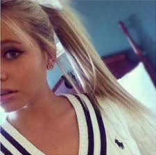 Her birthday, what she did before fame, her family life, fun trivia facts, popularity rankings, and more. Allisimpson Alli Simpson Hair Styles Hair Beauty Hair
