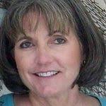 Heather Kennelly's Instagram, Twitter & Facebook