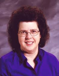 Paula Larue's Instagram, Twitter & Facebook