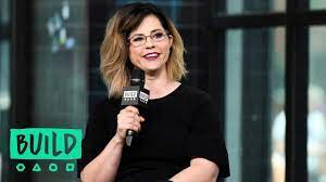 Selena gomez's mom mandy teefey revealed that even though she's not happy about her daughter's relationship with justin bieber, she knows gomez is old enough to make her own decisions. Mandy Teefey Responds To The Critics Of 13 Reasons Why Youtube