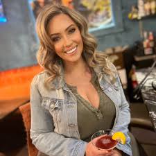 Emma Saint James - Find Emma Saint James Onlyfans - Linktree