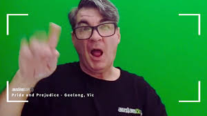 Thank you Tan Cheung for dropping by to Auslan Stage Left stall to share  your experiences 🖤