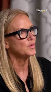 Lindsey Reardon's Instagram, Twitter & Facebook