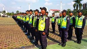 If you ride your car with an average speed of 112 kilometers/hour (70 miles/h), travel time will be 00 hours 16 minutes. Gaji Satpam Lamongan Gresik Gaji Satpam Lamongan Gresik Pt Rahwana Lamongan Lowongan Lowongan Kerja Dengan Gaji Rp Gayla Youngblood