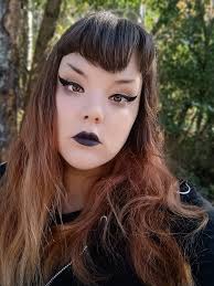 Where to find a local field with trees for a photo shoot near Crowley?