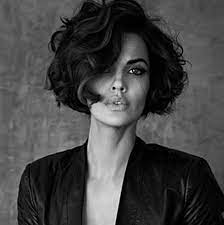 21 Stylish And Glamorous Curly Bob Hairstyle For Women Haircuts Hairstyles 2021 Curly Bob Hairstyles Bob Hairstyles Haircut For Thick Hair
