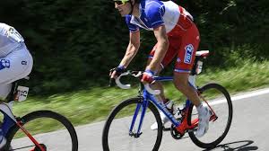 Pagesothereventsports eventle tour de francevideosarnaud demare s'impose au sprint après une chute de cavendish. Tour De France 2017 Le Sprinteur Francais Arnaud Demare Hors Delai L Express